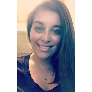 Meet your Posher, Robyn